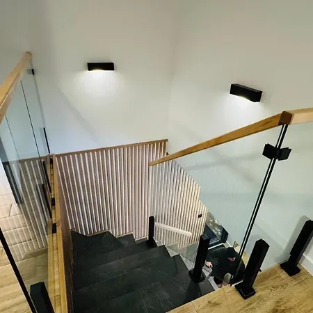 Chokolate House * Μπούκοβελ